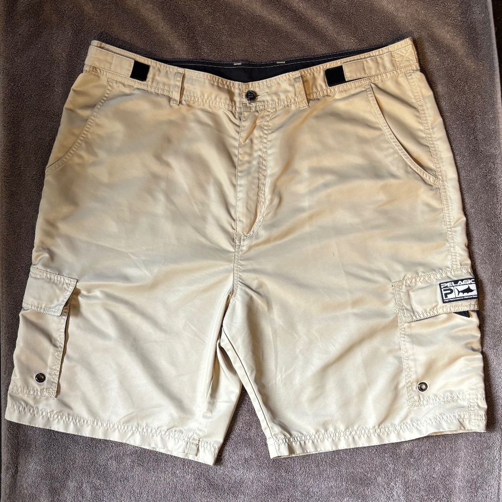 GUC Men's Pelagic Shorts size 38, khaki/tan.